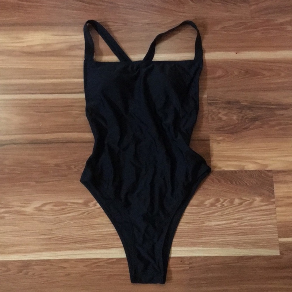 High cut one piece!